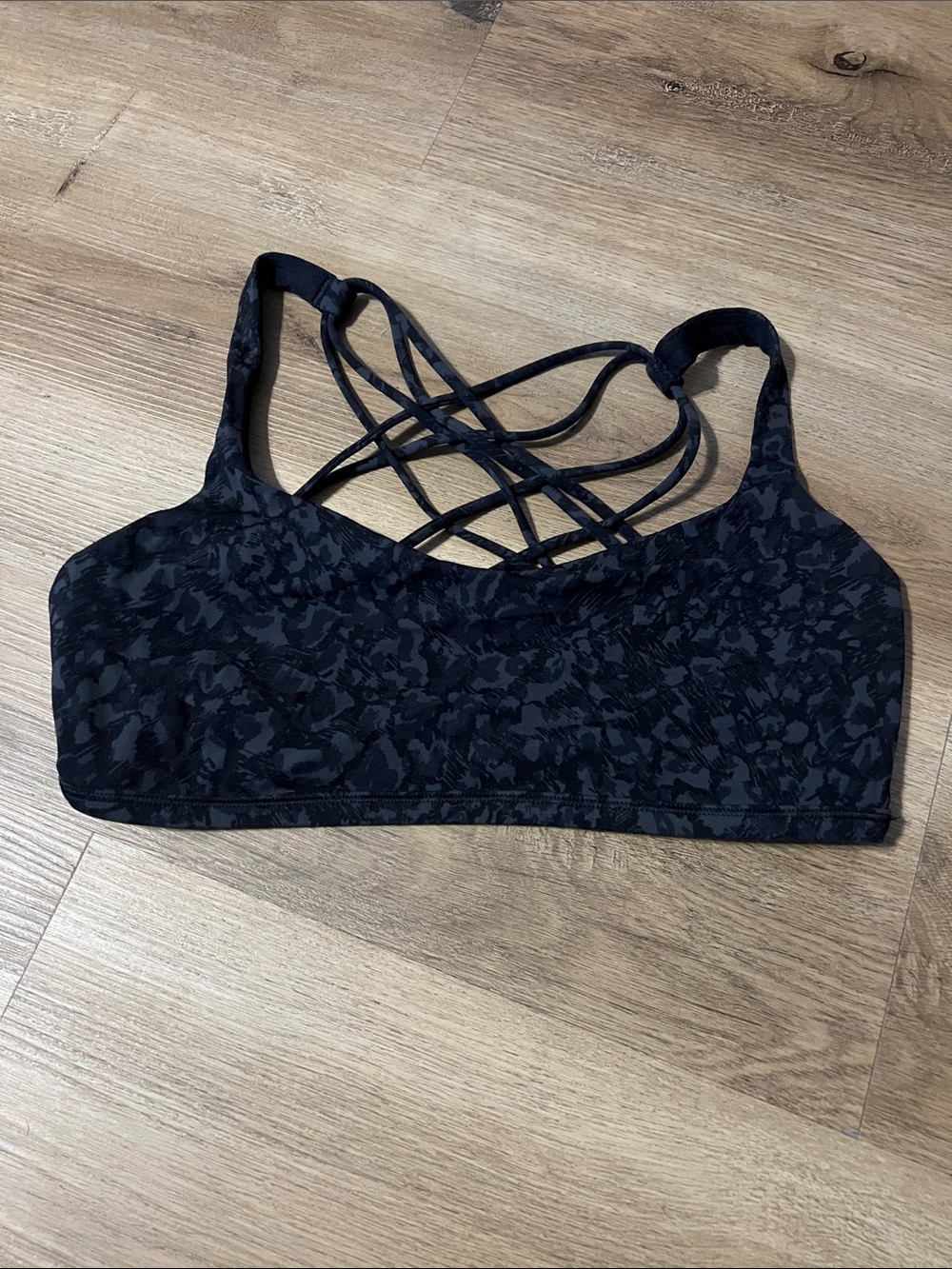 Lululemon Free to Be Bra